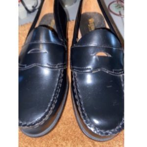 NWOT G.H. Bass & Co Loafers